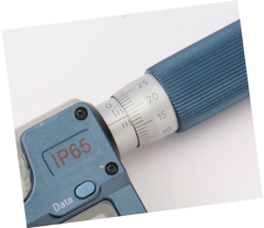 Dasqua 0-25mm Dijital Dış Çap Mikrometre IP65 Yağa, Suya Dirençli 0.001mm 4410-1105-A
